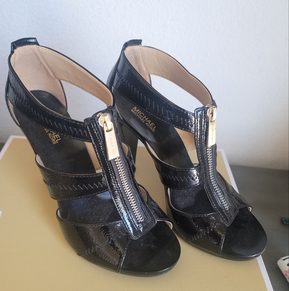 Michael Kors Black Patent Leather Heels with Gold Zipper
